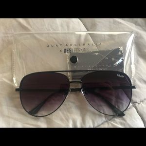 BRAND NEW High Key Black Fade Quay Sunglasses